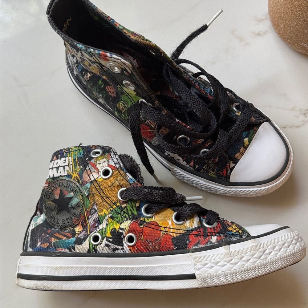 CONVERSE Comic Book High-Top Sneakers LIMITED EDITION justice league